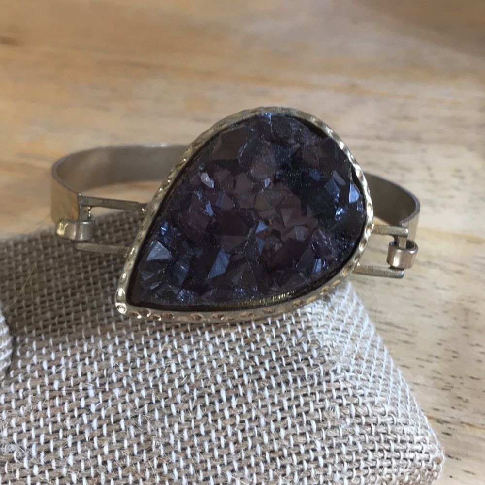 Vintage faux amethyst geode bracelet